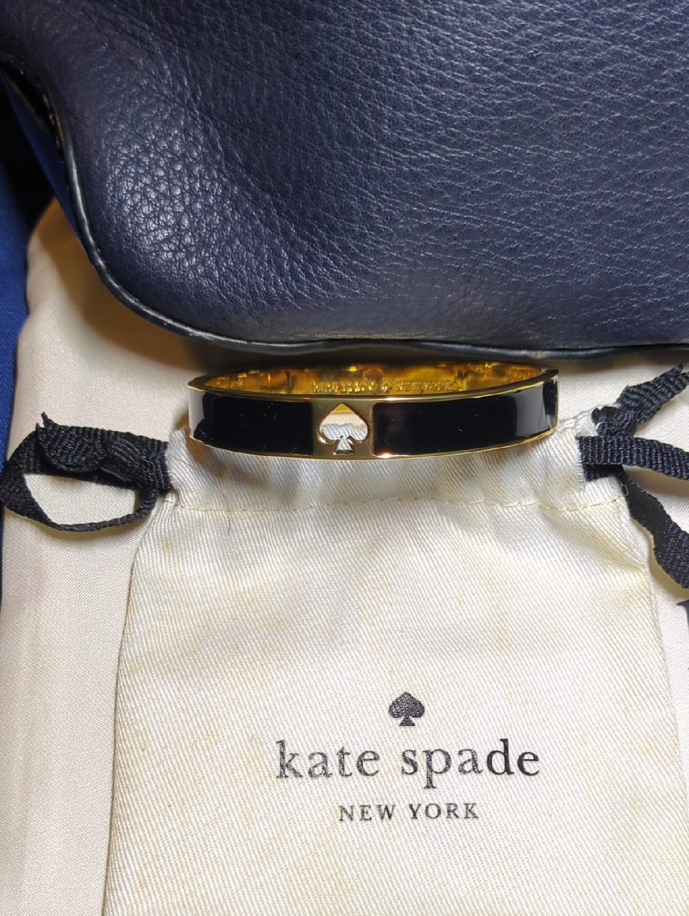 Kate Spade Pebbled Leather Midnight Blue Hobo Shoulder Bag & Kate Spade Bracelet - Picture 9 of 12